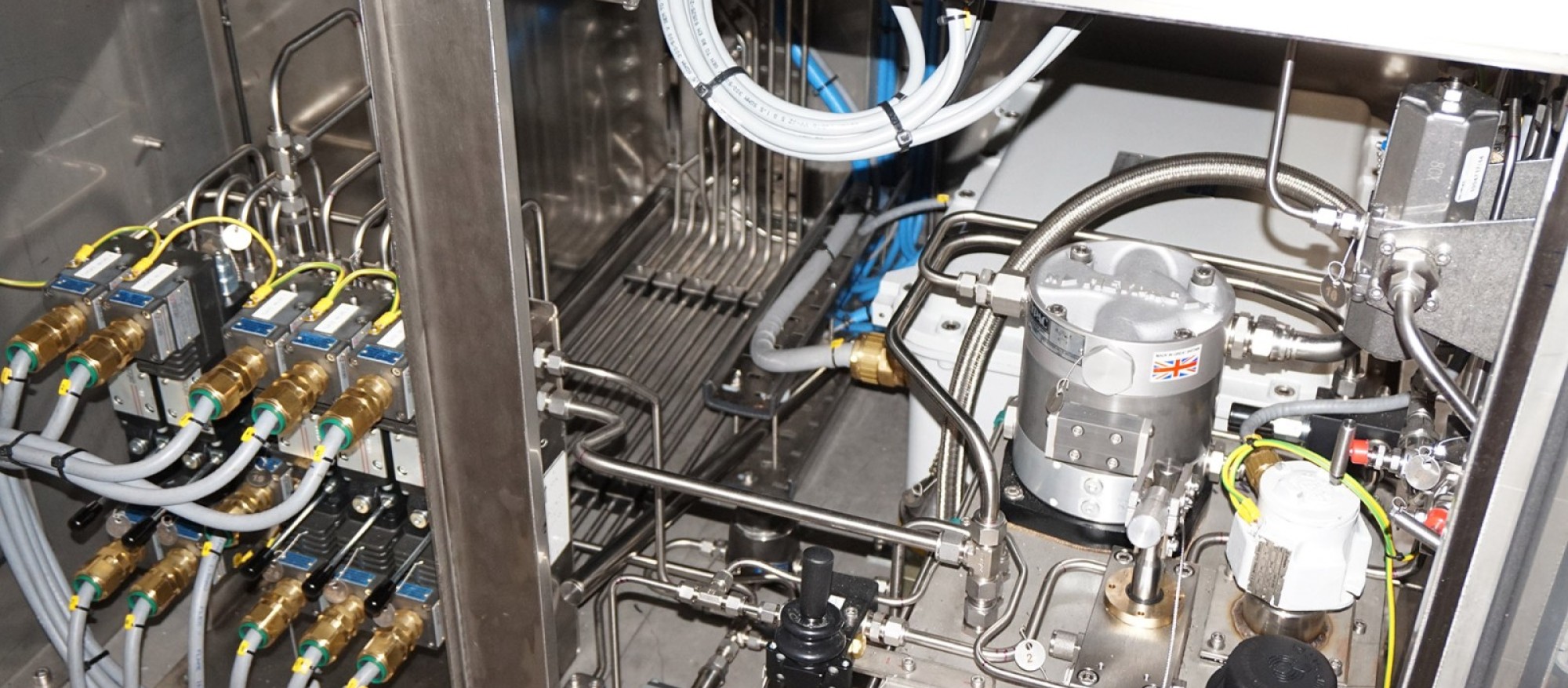 Energy efficient hydraulic power units illustration 